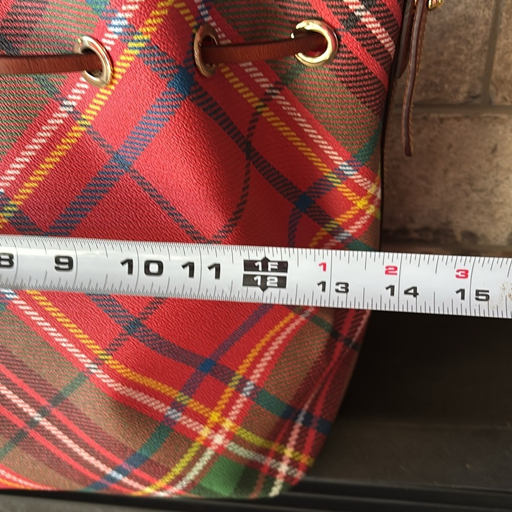 NWOT Dooney & Bourke Red Plaid Bucket Bag - Picture 3 of 8